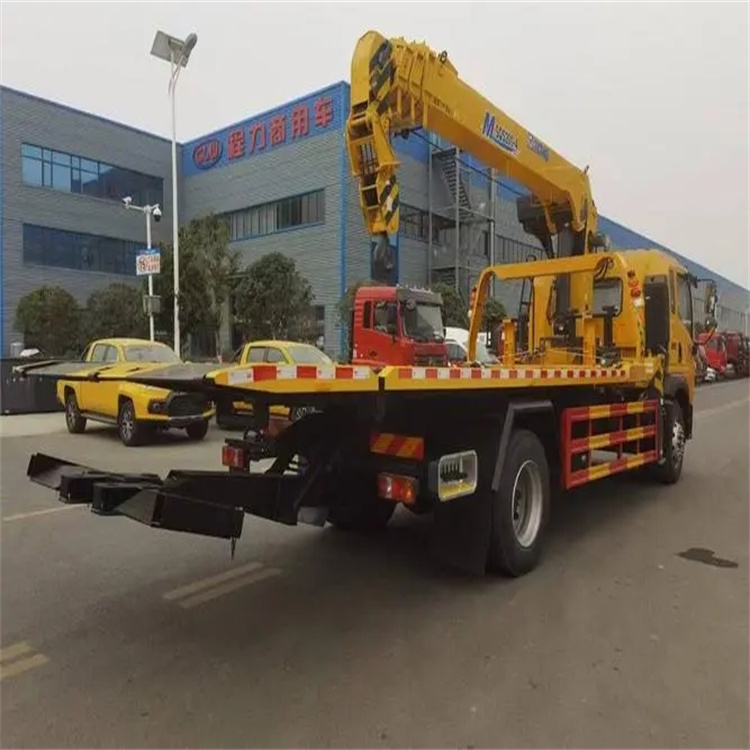 九湖镇附近小随车吊出租电话，轻松解决搬运烦恼